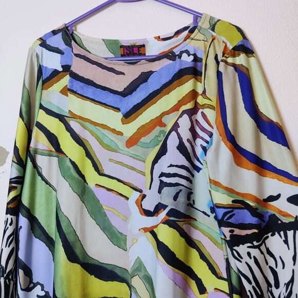 Isle by Melis Kozan Colorful Zebra Stripe 3/4 Sleeve Large Artsy Vacation Dress - Picture 3 of 12